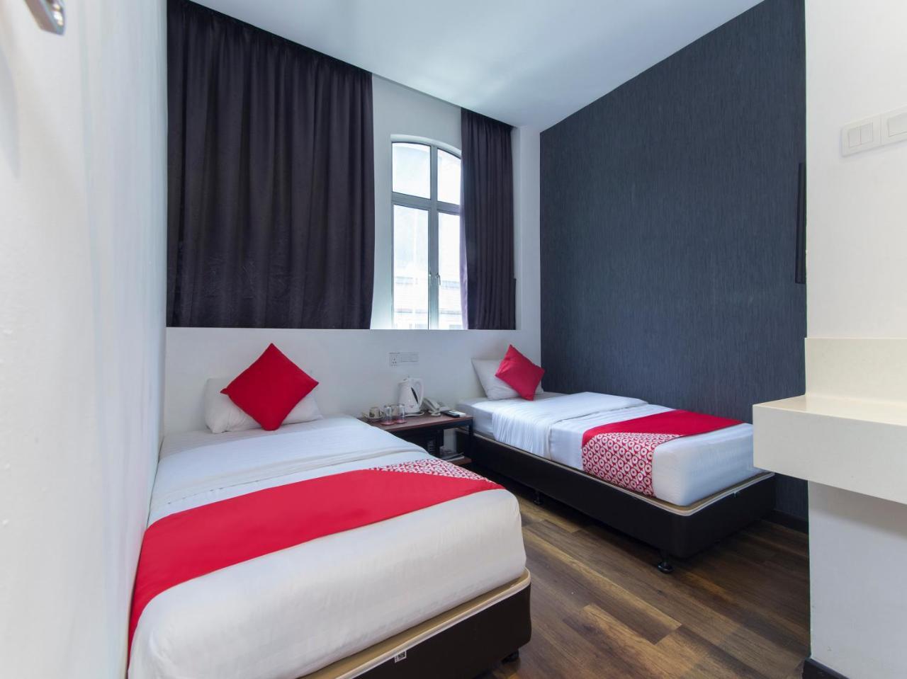 Oyo 127 The Reeds Hotel Куала-Лумпур Екстер'єр фото