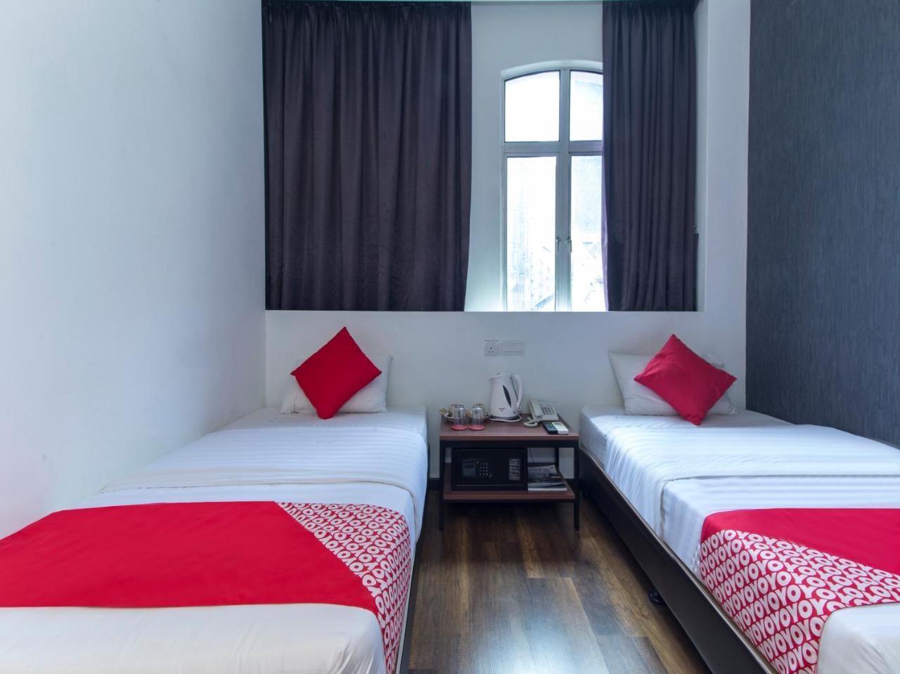 Oyo 127 The Reeds Hotel Куала-Лумпур Екстер'єр фото