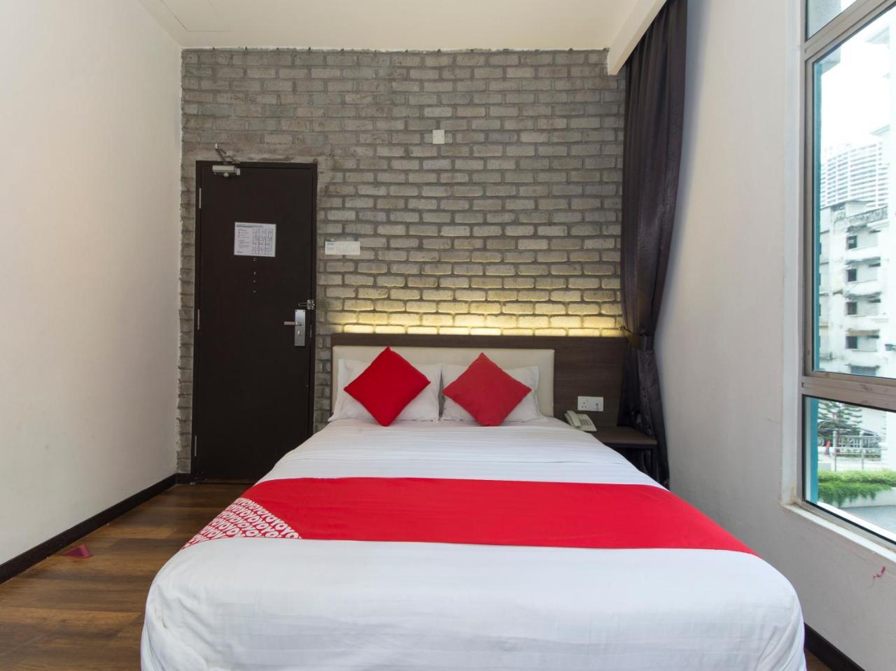 Oyo 127 The Reeds Hotel Куала-Лумпур Екстер'єр фото