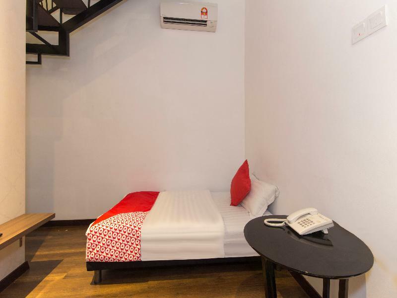 Oyo 127 The Reeds Hotel Куала-Лумпур Екстер'єр фото